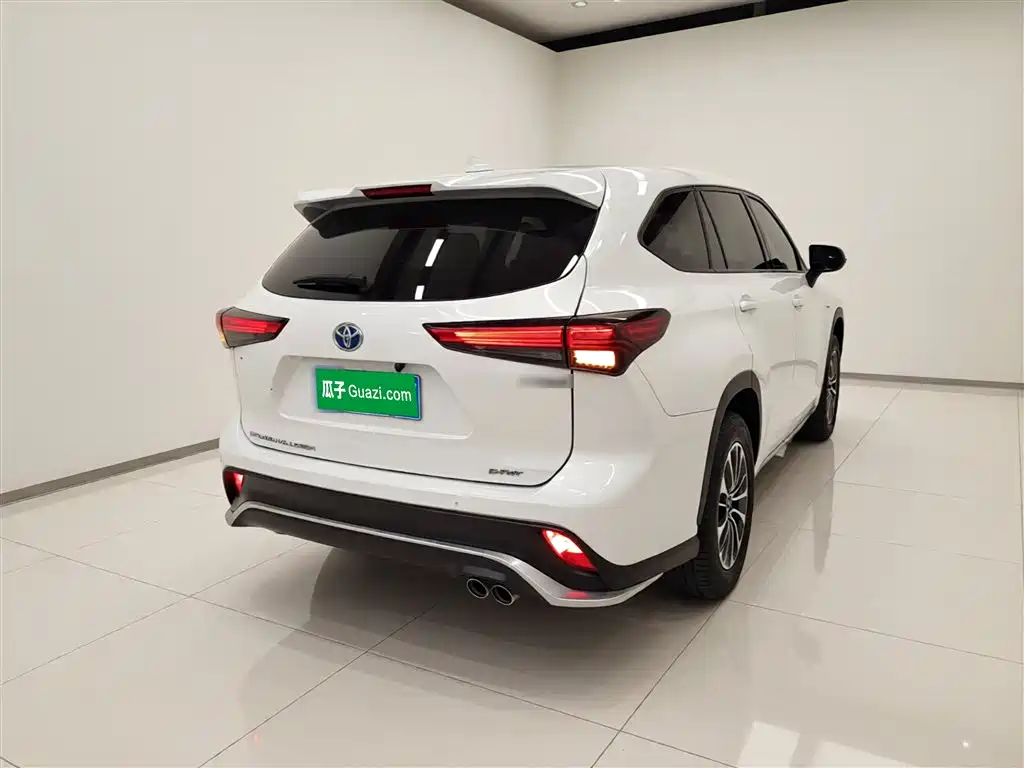Toyota Crown Kluger 2021 2.5L HEV 4WD Elite фото 5