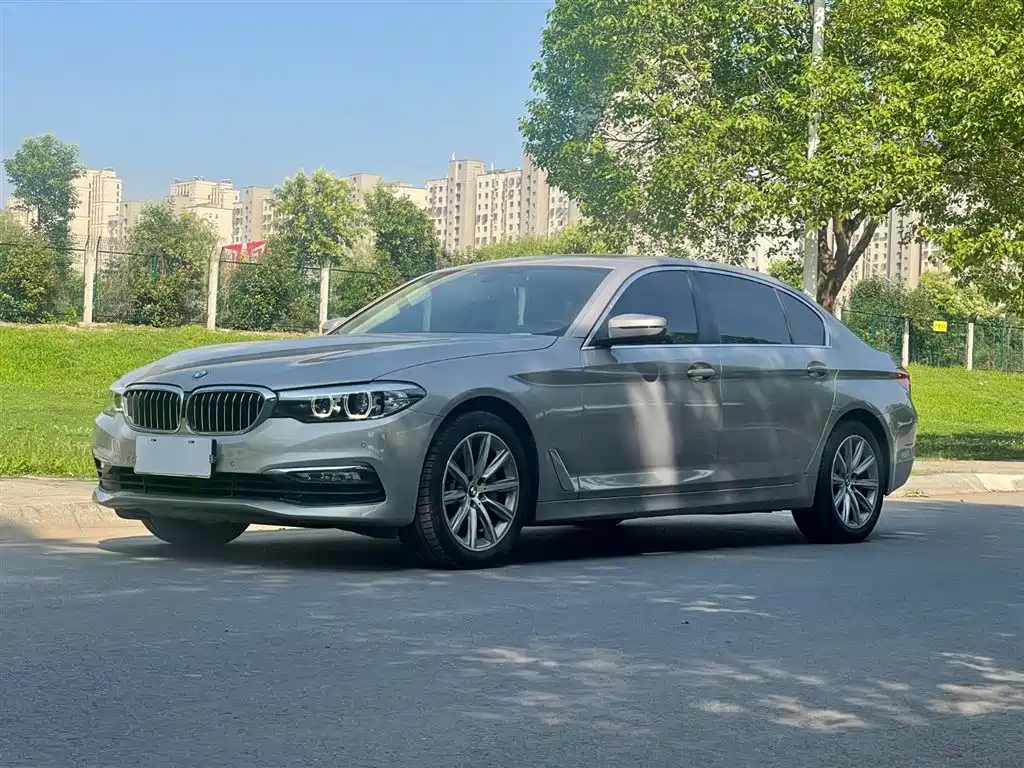 BMW 5 Series 2018 528Li Launch Special Edition фото 2