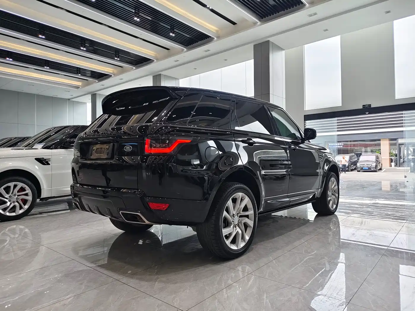 Land Rover Range Rover Sport 2019 3.0 L6 HSE DYNAMIC фото 20
