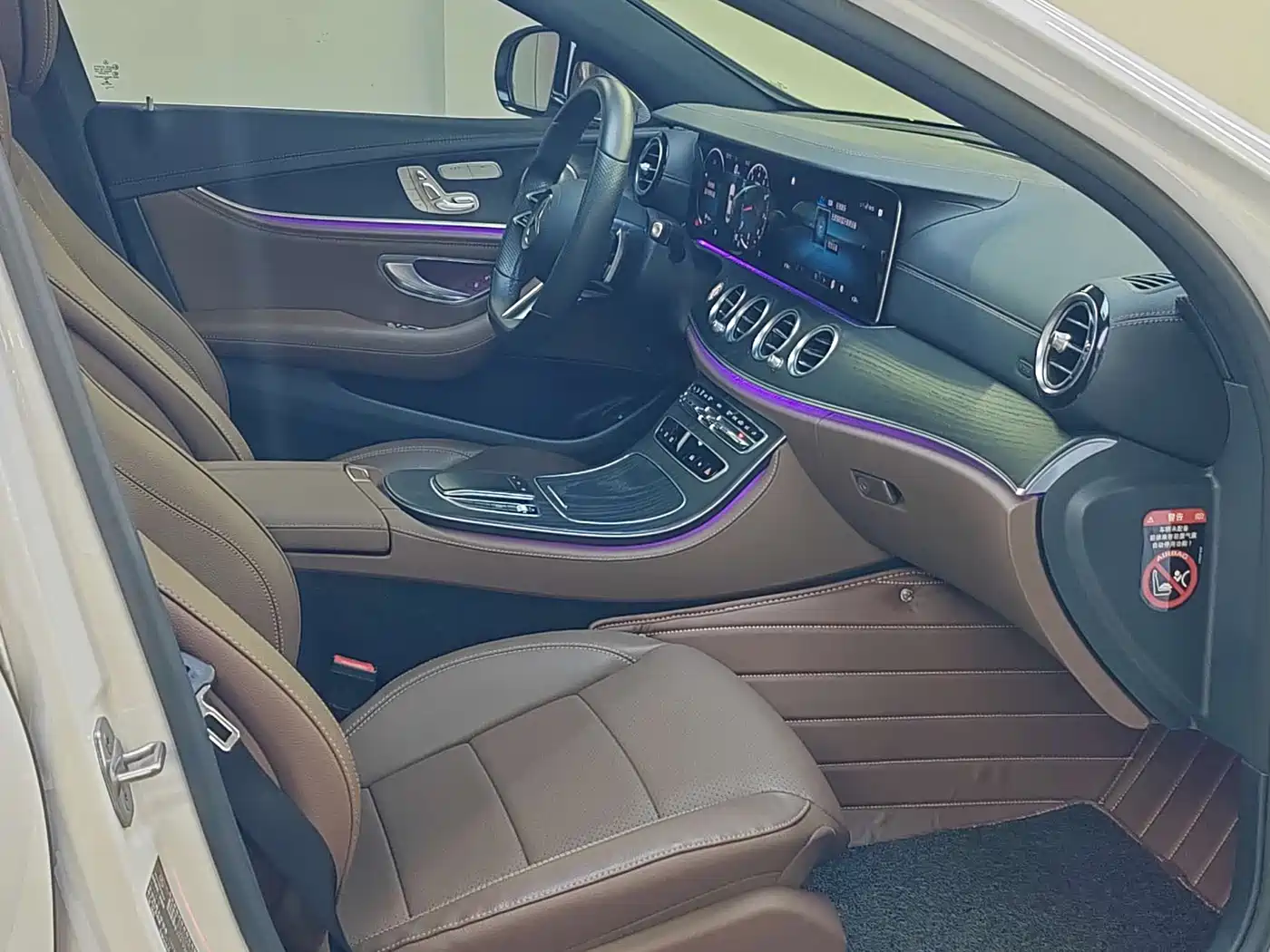 Mercedes-Benz E-Class, миниатюра 15