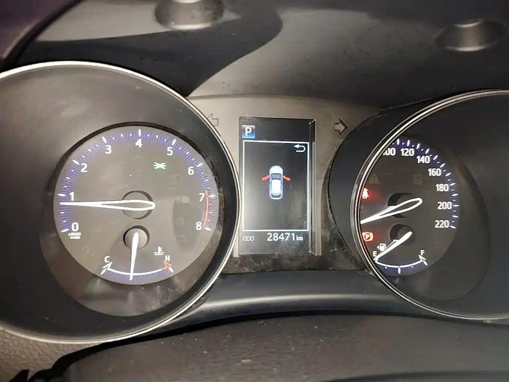 Toyota IZOA 2020 2.0L Yi Xiang Edition фото 12
