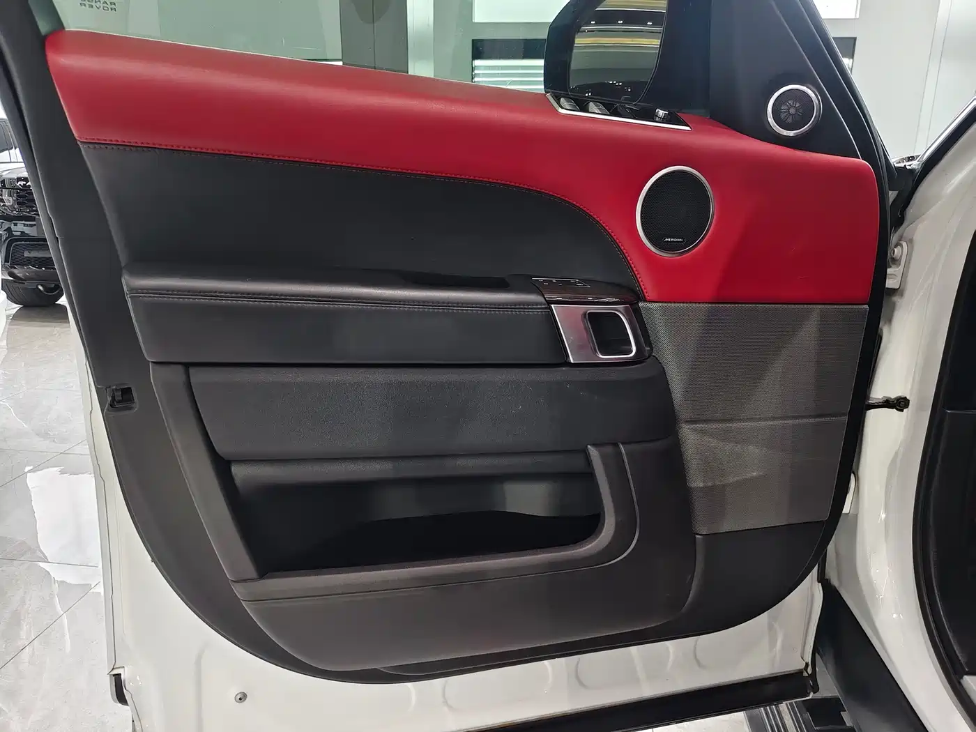 Land Rover Range Rover Sport 2020 3.0 L6 HSE DYNAMIC фото 7