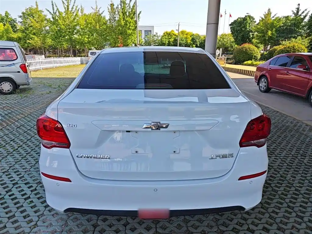 Chevrolet Cavalier 2019 320 Automatic Joy Edition фото 6