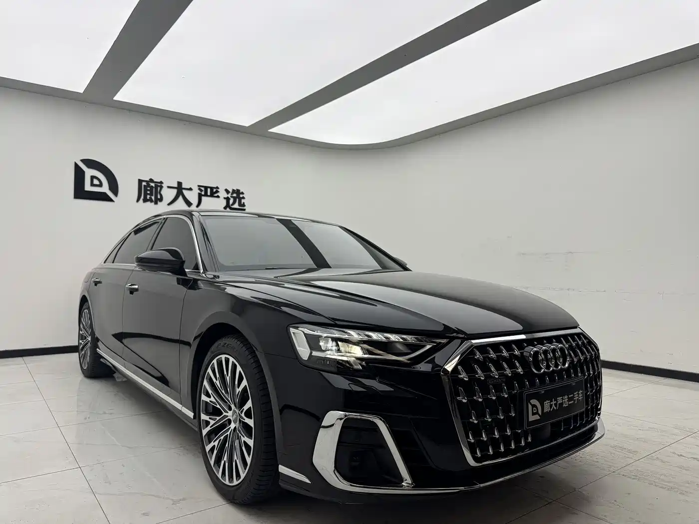Audi A8 2025 A8L 45 TFSI quattro Luxury фото 14