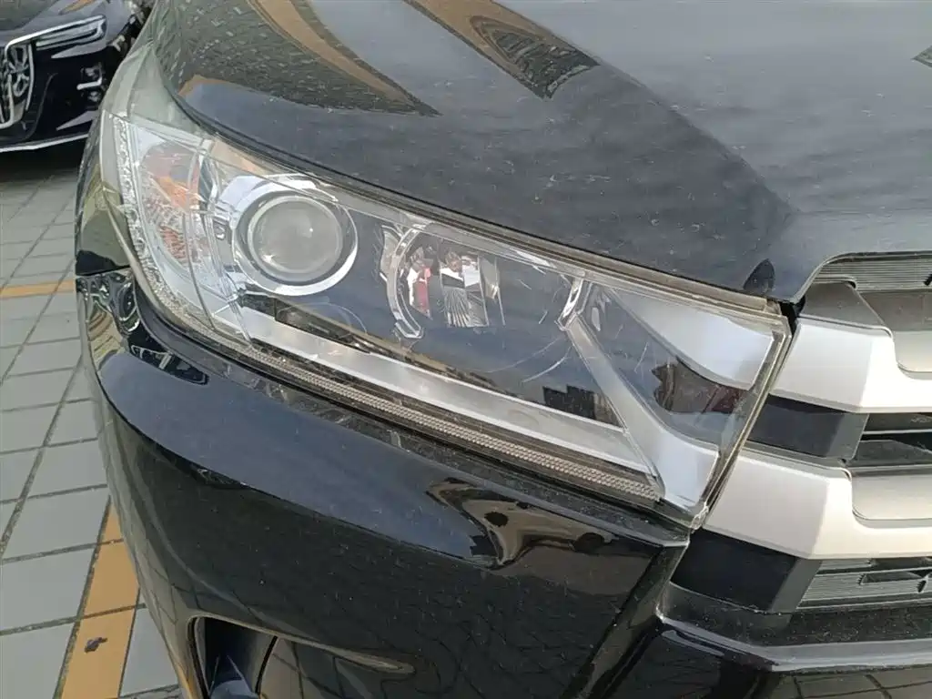 Toyota Highlander 2021 2.0T AWD Elite 7-Seater фото 13