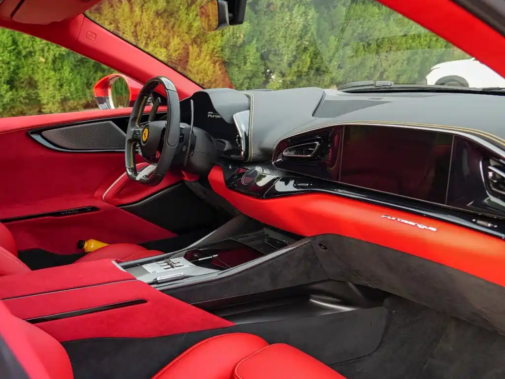 صورة 13 - Ferrari Purosangue