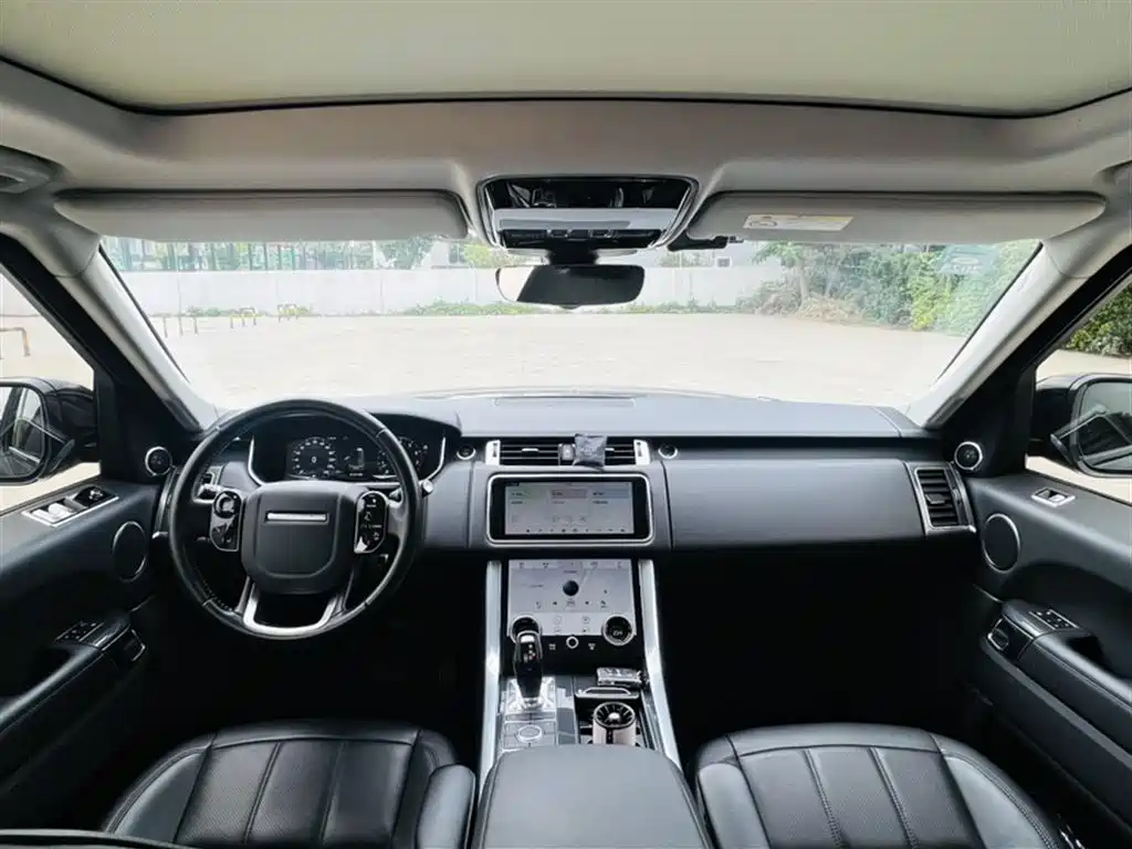Land Rover Range Rover Sport 2019 3.0 SC V6 Special Edition фото 12