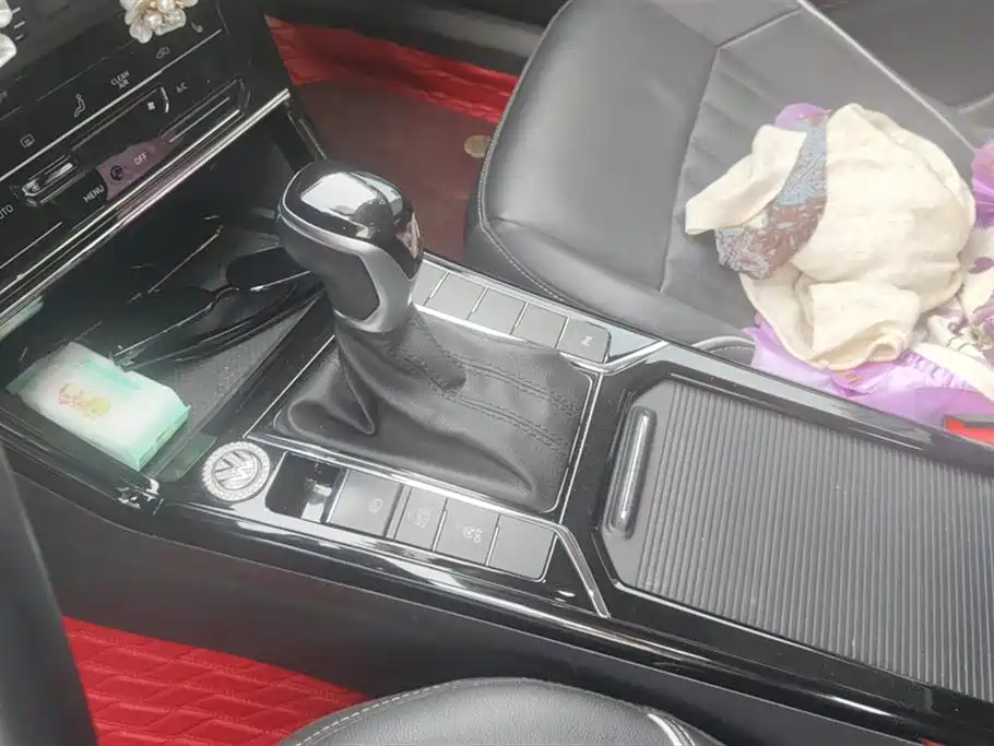 Volkswagen Passat 2023 330TSI Elite Edition фото 16