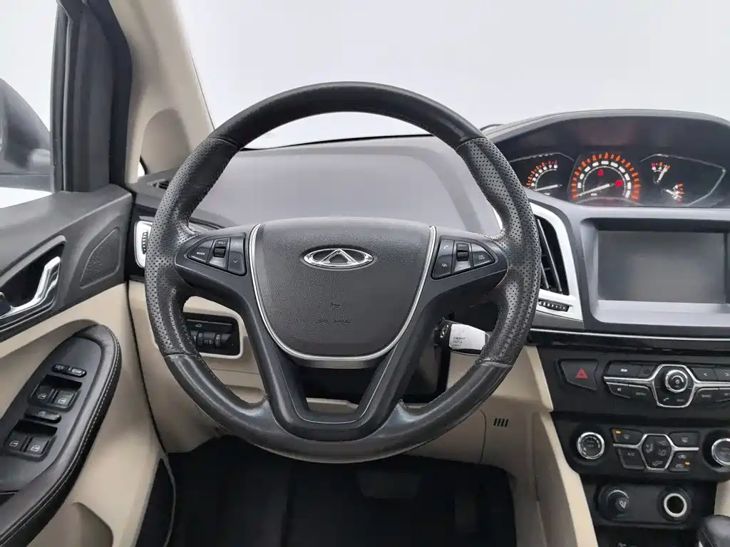 Chery Arrizo M7 2016 2015 2.0L CVT Wide Comfort 232 Seats