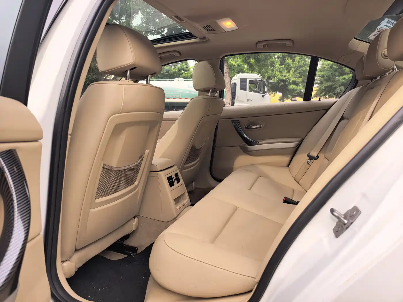 BMW 3 Series (Import) 2012 318i Leading фото 15