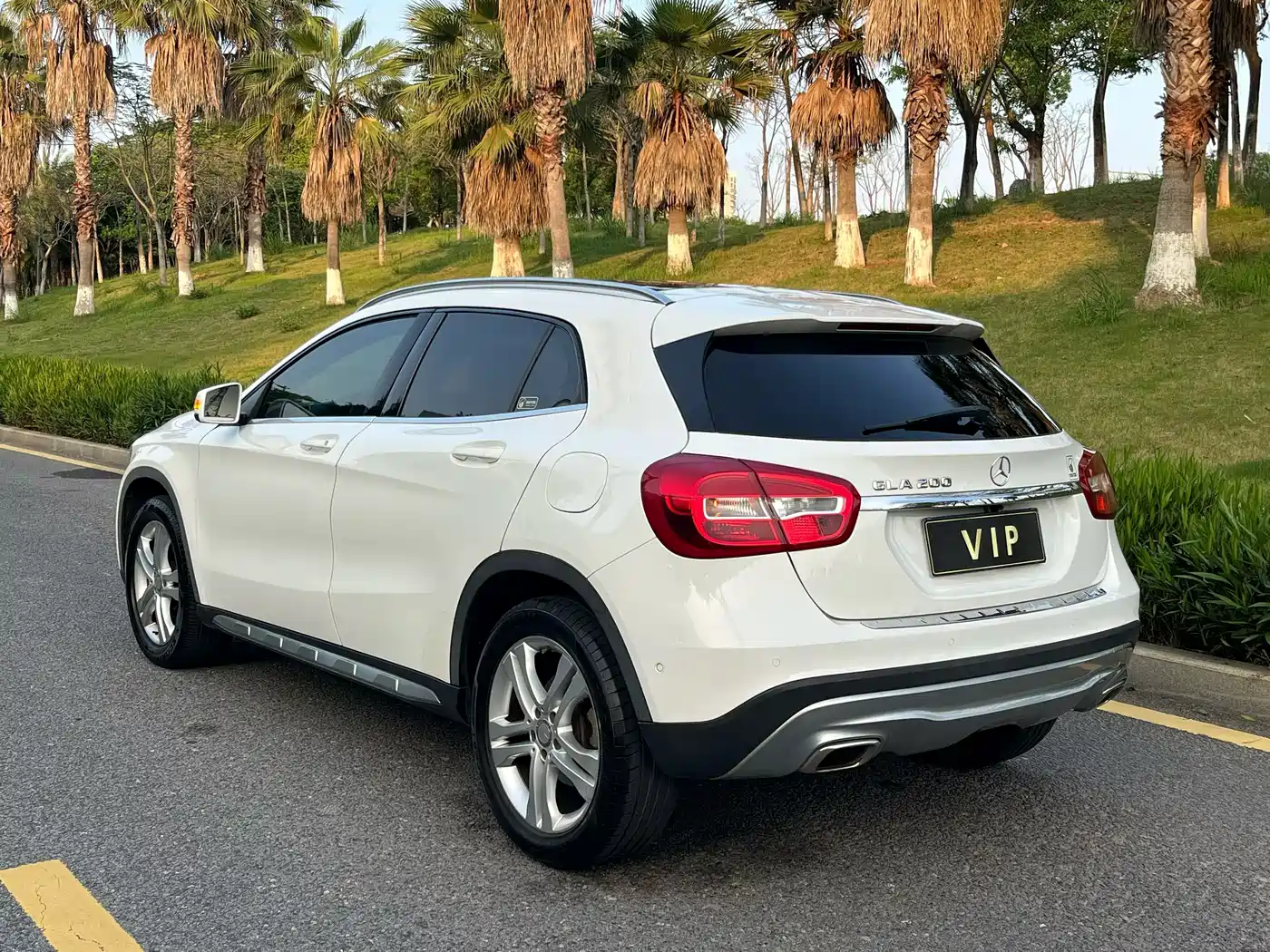 Mercedes-Benz GLA 2016 GLA 200 Dynamic фото 3