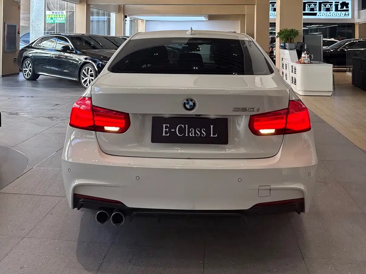 BMW 3 Series 2018 320i M Sport Package фото 5