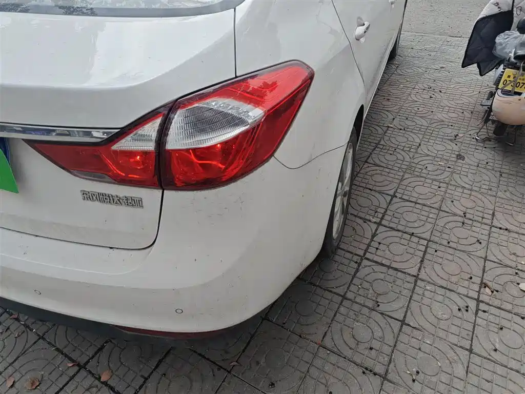 Kia K3 2016 1.6L Manual GLS фото 8