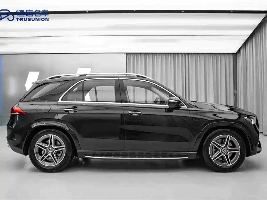 Mercedes-Benz GLE 2023 GLE 450 4MATIC Luxury фото 4