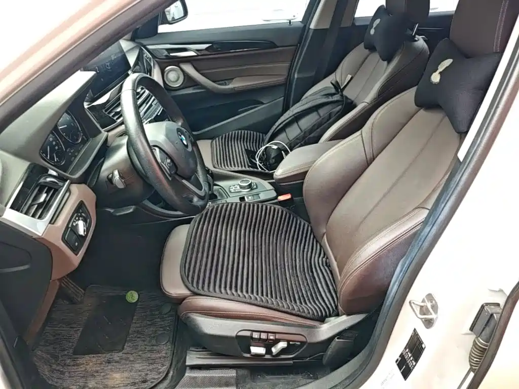 Фото 15 - BMW X1