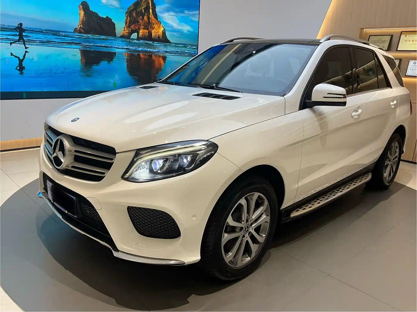 Mercedes-Benz GLE 2017 GLE 320 4MATIC Luxury