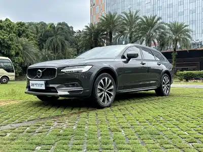 Volvo V90
