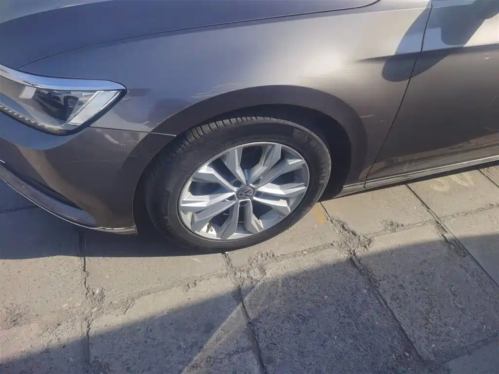Volkswagen Magotan 2017 330TSI DSG Luxury фото 23