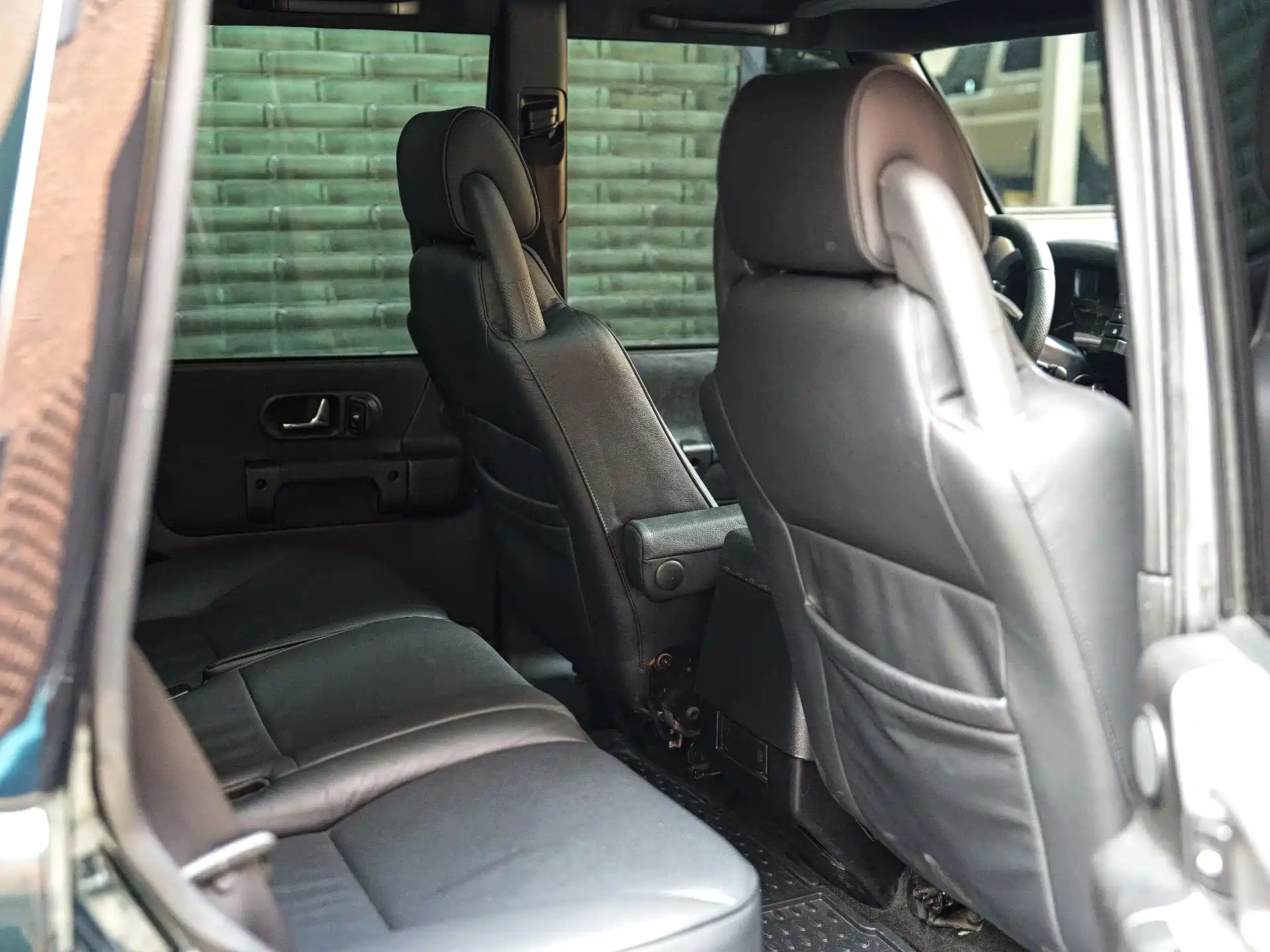 صورة 17 - Land Rover Discovery