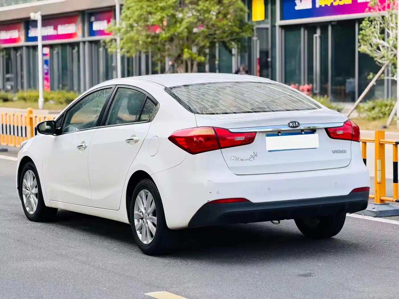 Kia K3 2015 1.6L Manual GLS фото 8