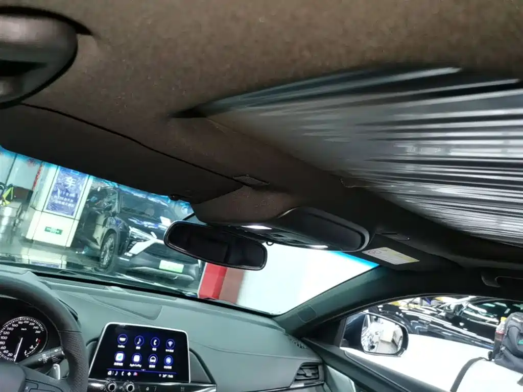 Cadillac CT4 2021 28T Premium Edition фото 18