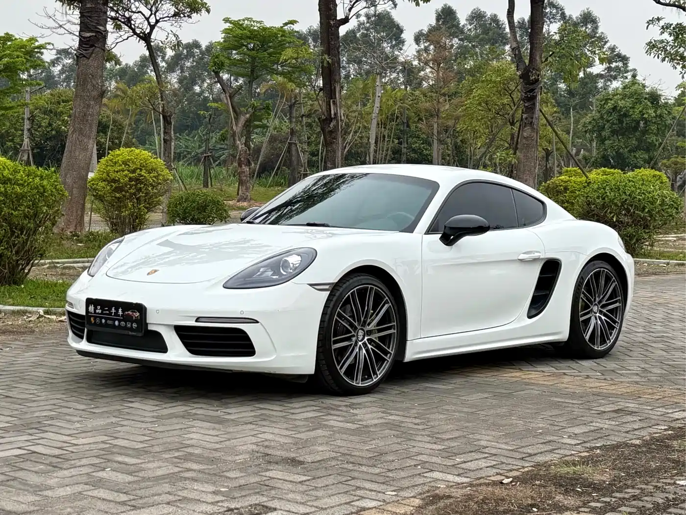 Porsche 718 2018 Cayman 2.0T