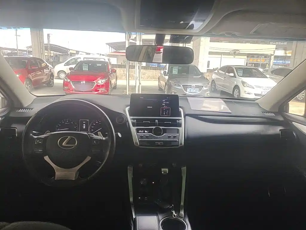 Lexus NX 2017 200 FWD Sharp Edition фото 10