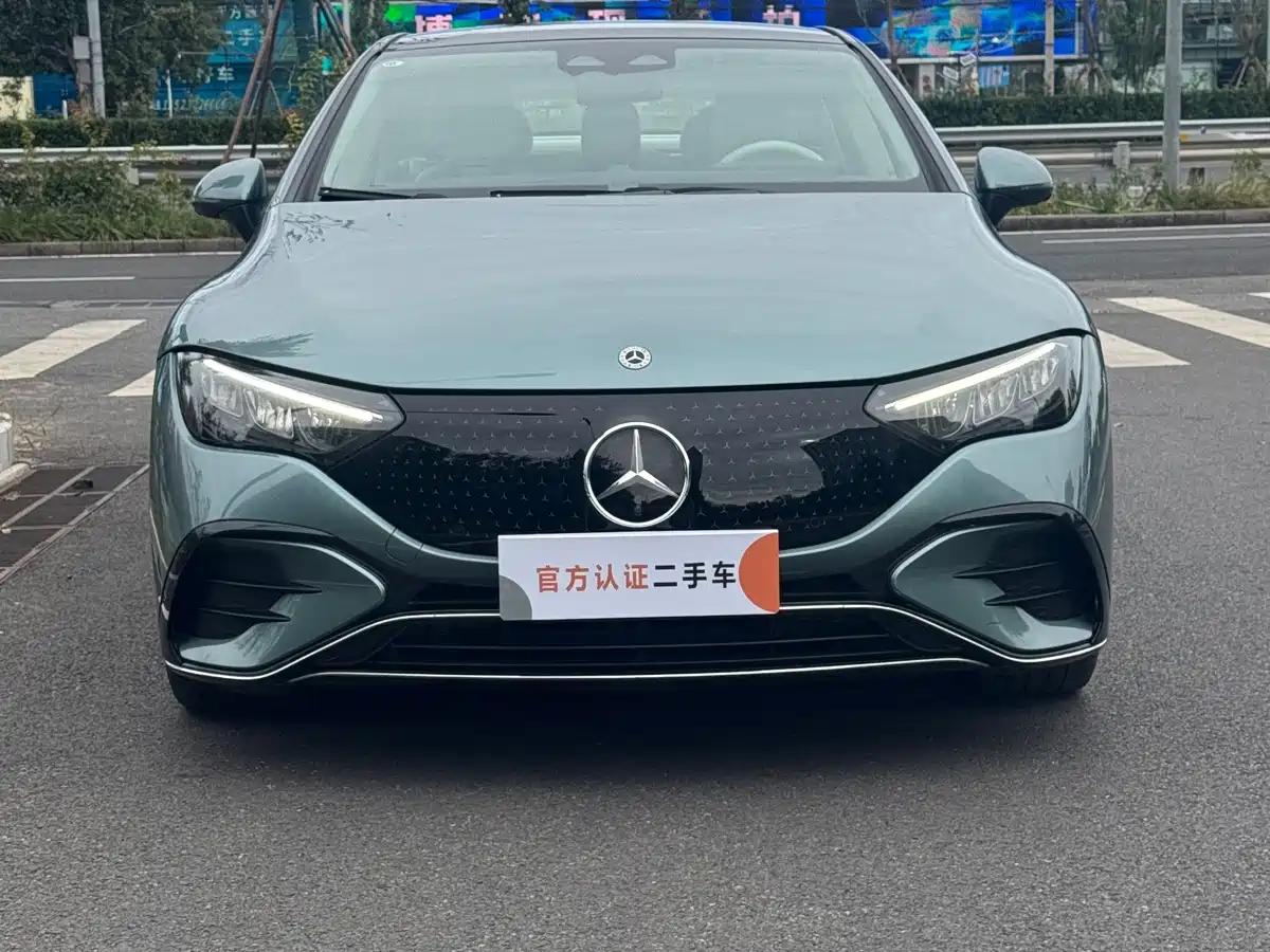 Фото 2 - Mercedes-Benz EQE