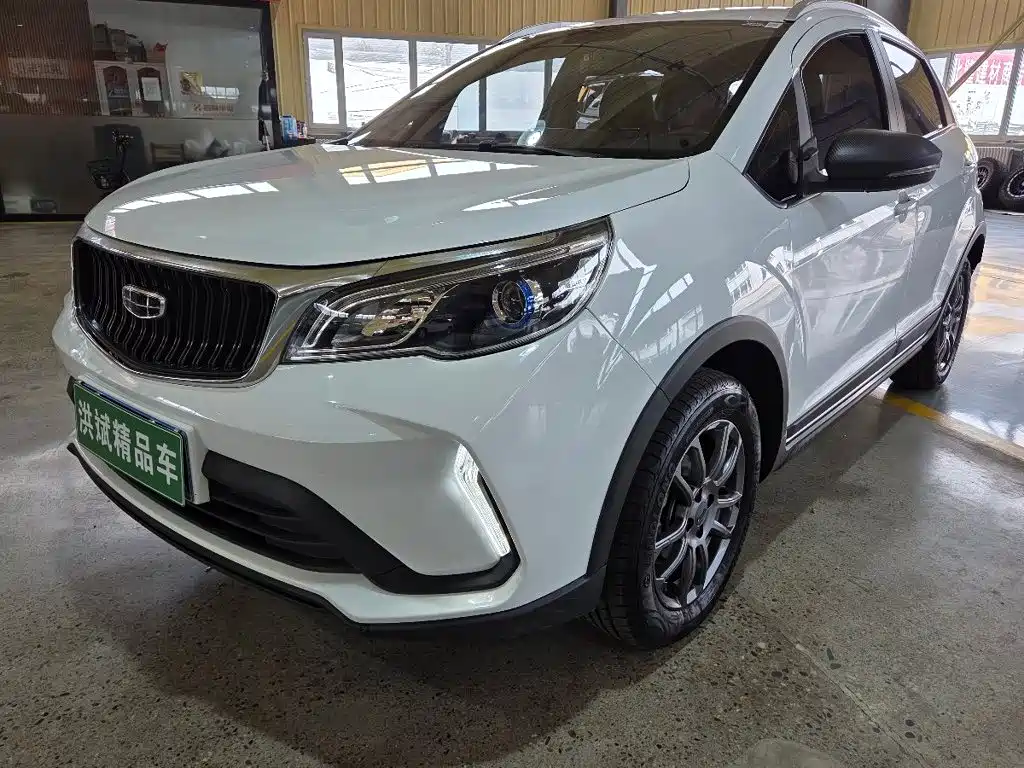 Фото 3 - Geely Vision X3