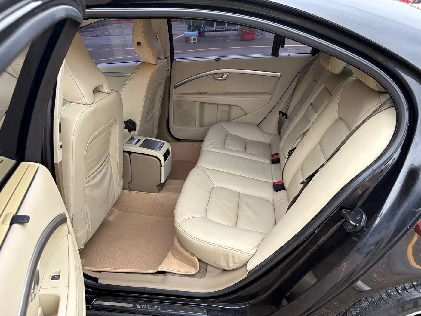 Volvo S80L 2013 2012 2.0T T5 Elegance Edition