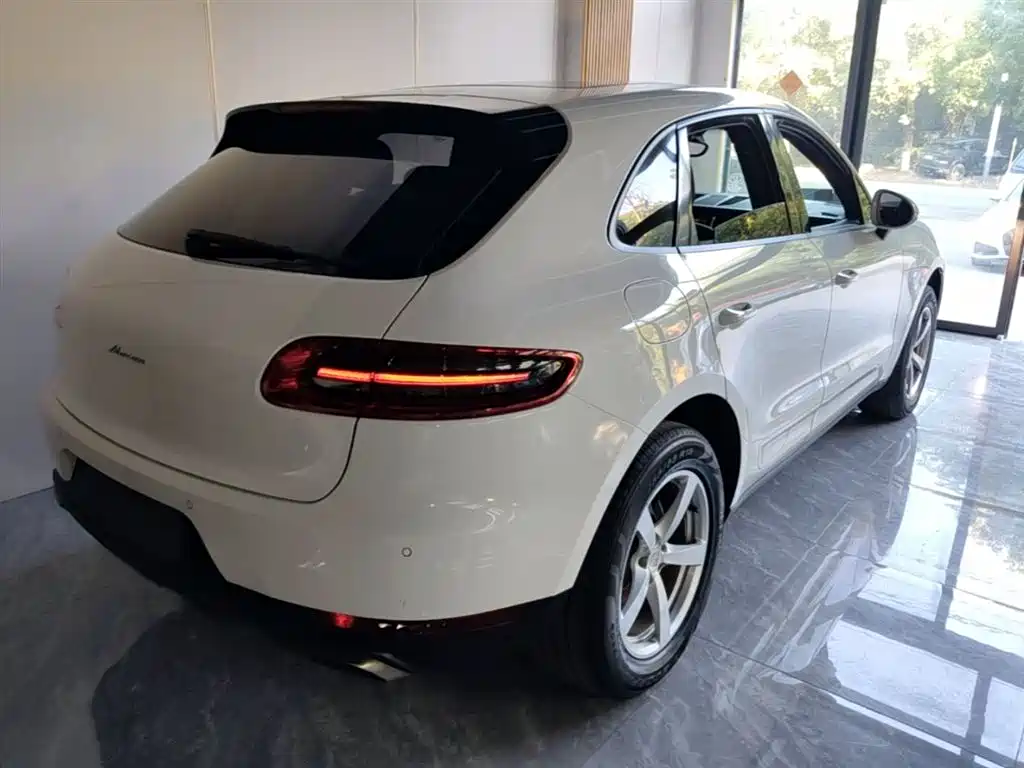 Porsche Macan 2014 Macan 2.0T фото 7