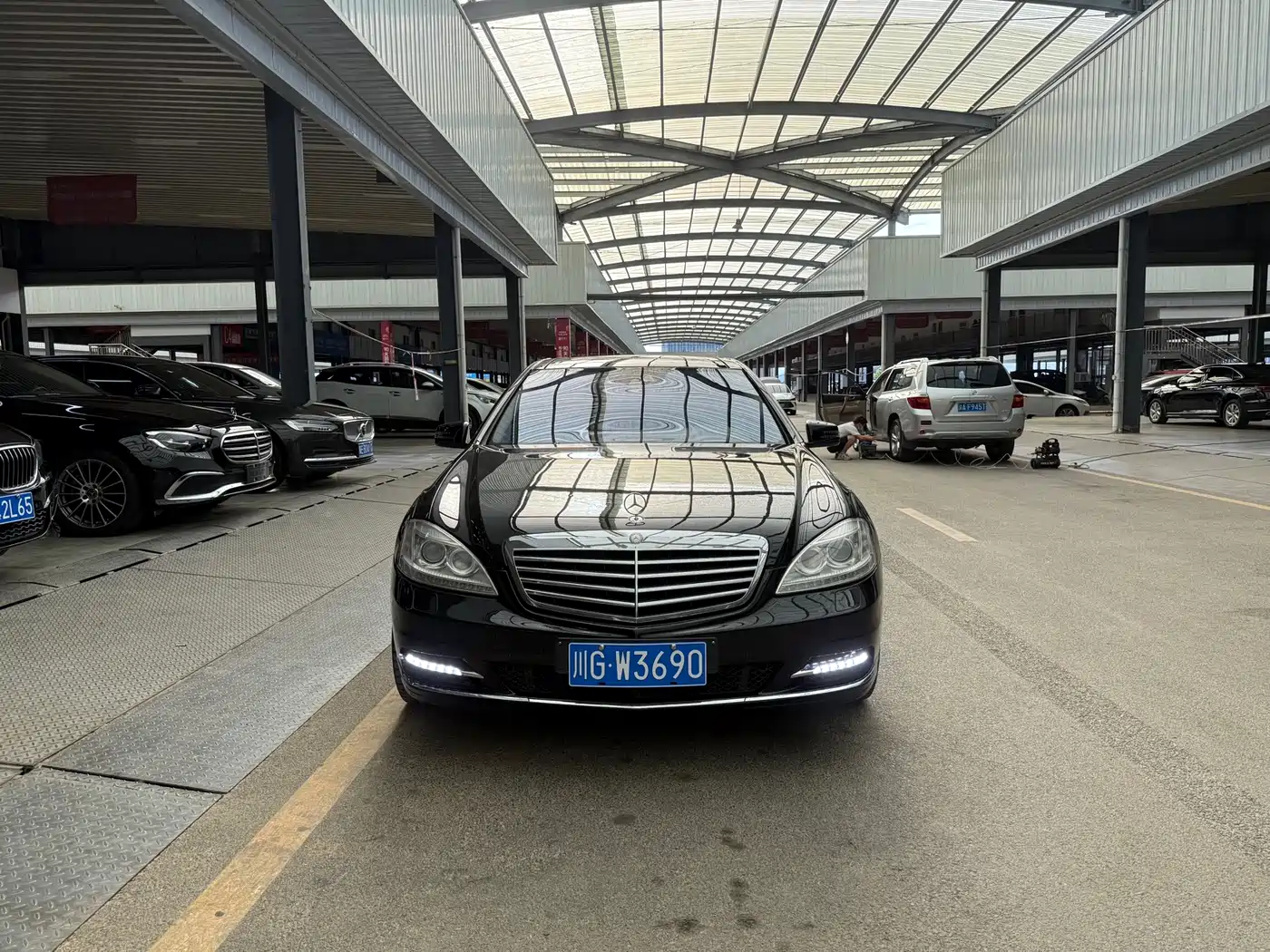 Mercedes-Benz S-Class 2010 S 350 L Luxury фото 2