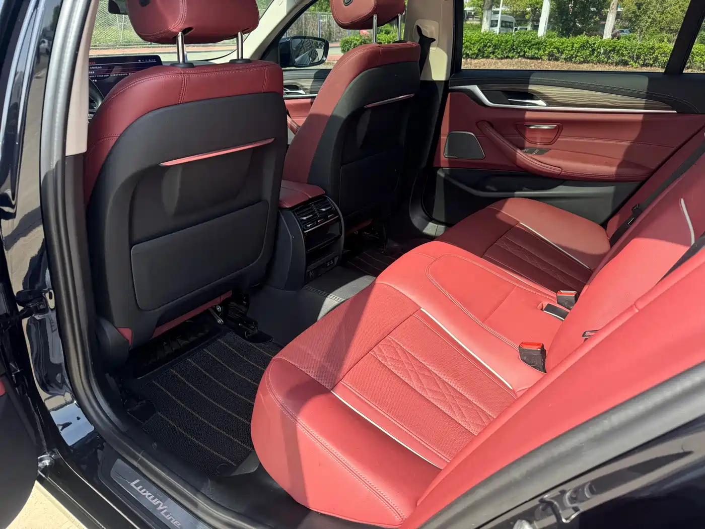 BMW 5 Series 2023 530Li Leading Luxury Package фото 11