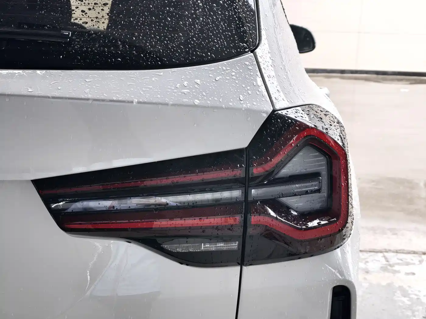 BMW iX3 2024 Innovation Leader фото 13