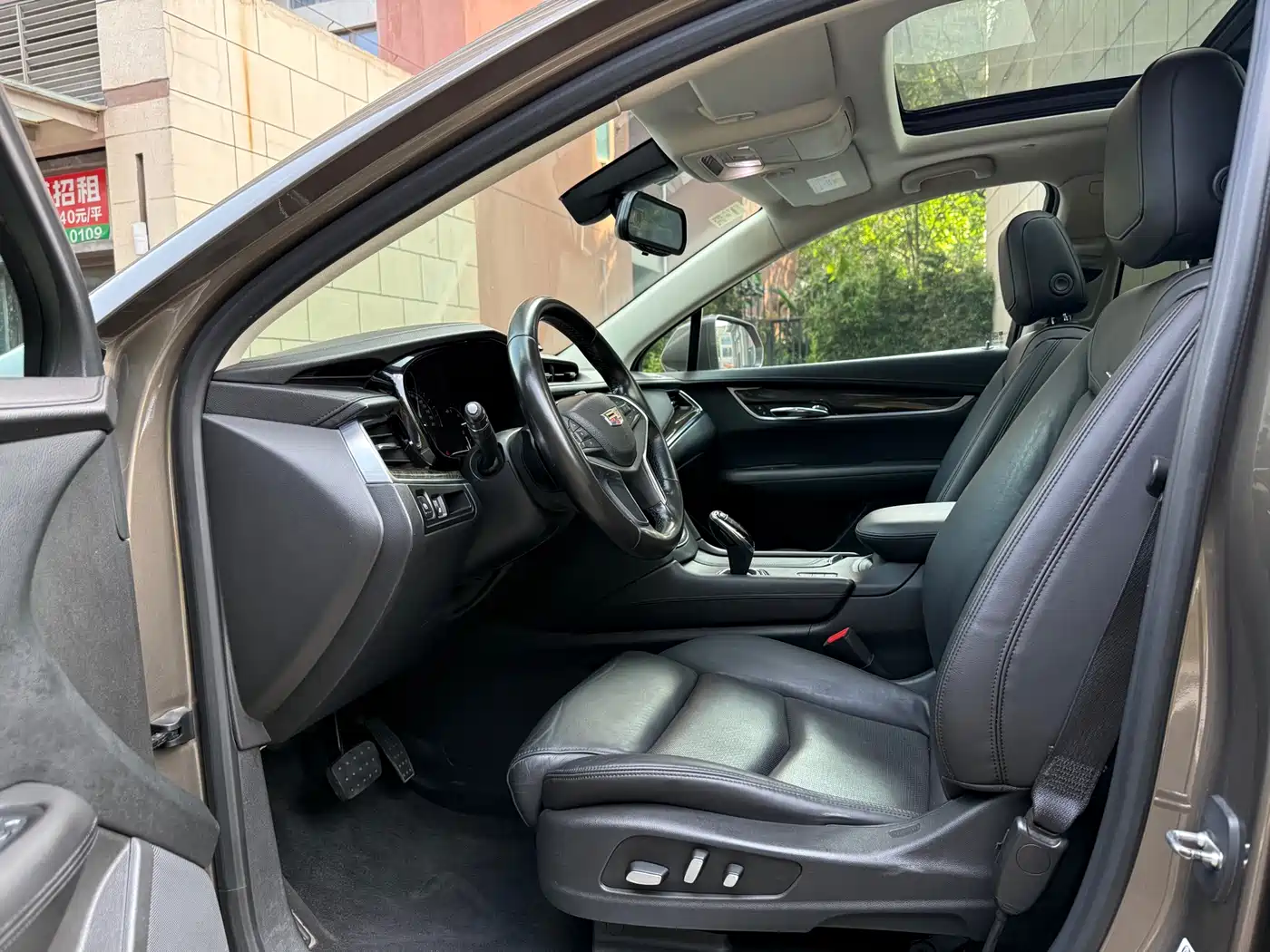 Cadillac XT5 2016 28T AWD Luxury Model фото 9