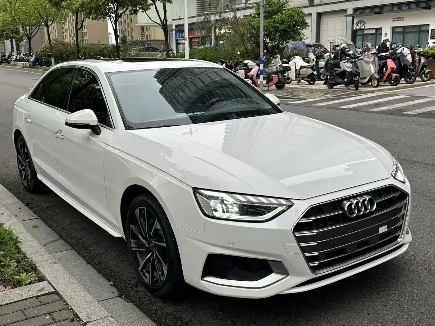 Audi A4L 2022 40 TFSI Fashion Elegance