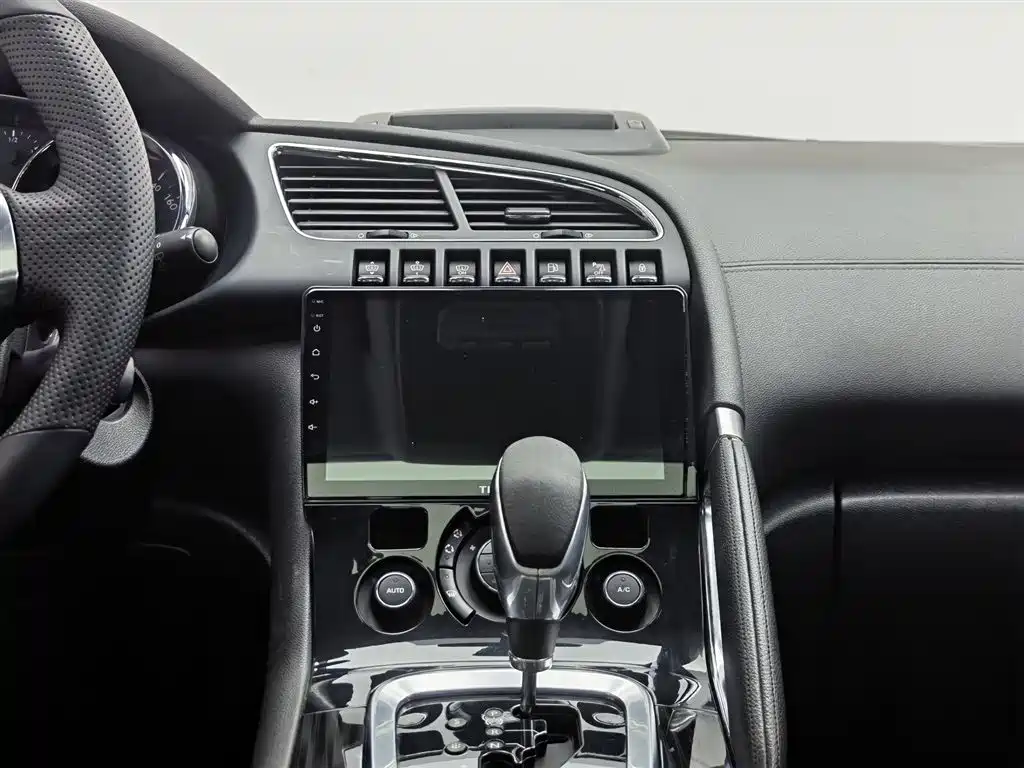 Peugeot 3008 2013 1.6THP Automatic Prestige Edition фото 12