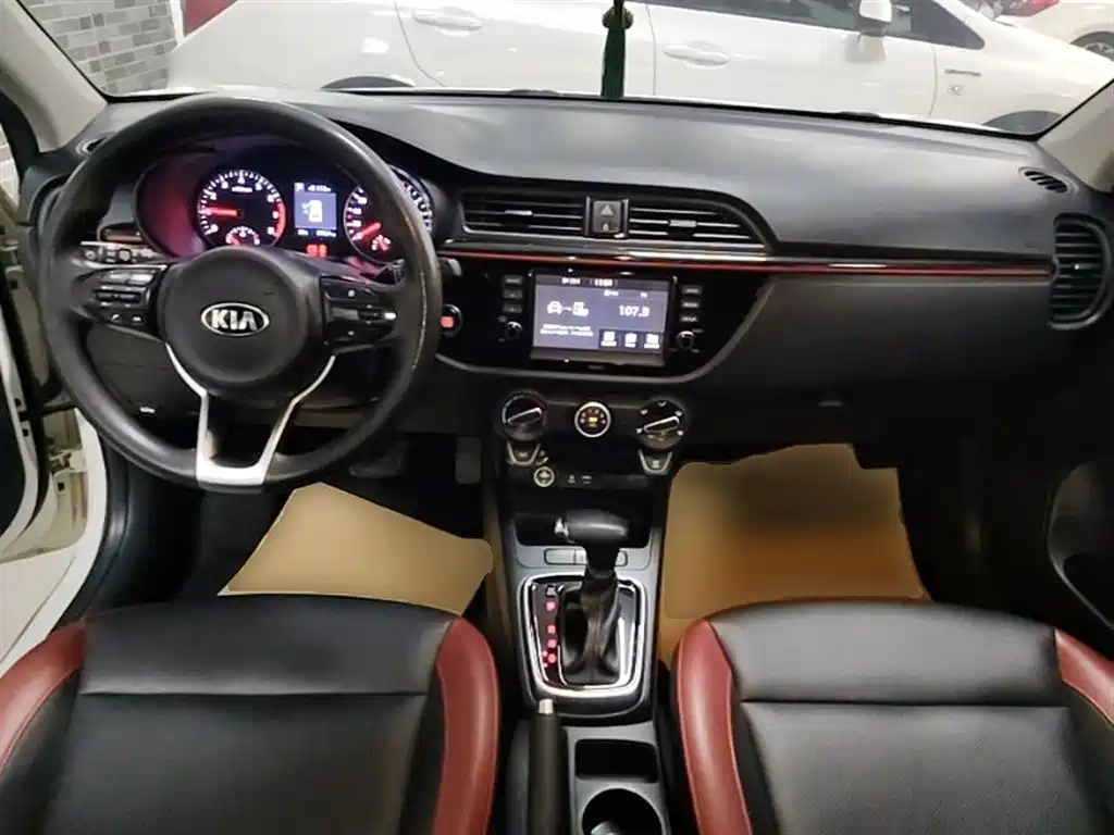 Kia KX CROSS 2017 1.4L AT GLS фото 10