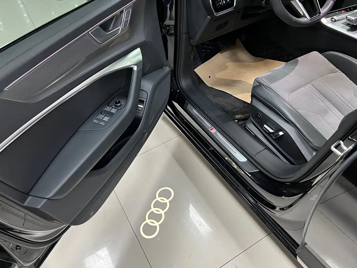 Audi A6L 2023 Facelift 45 TFSI Premium Dynamic фото 8