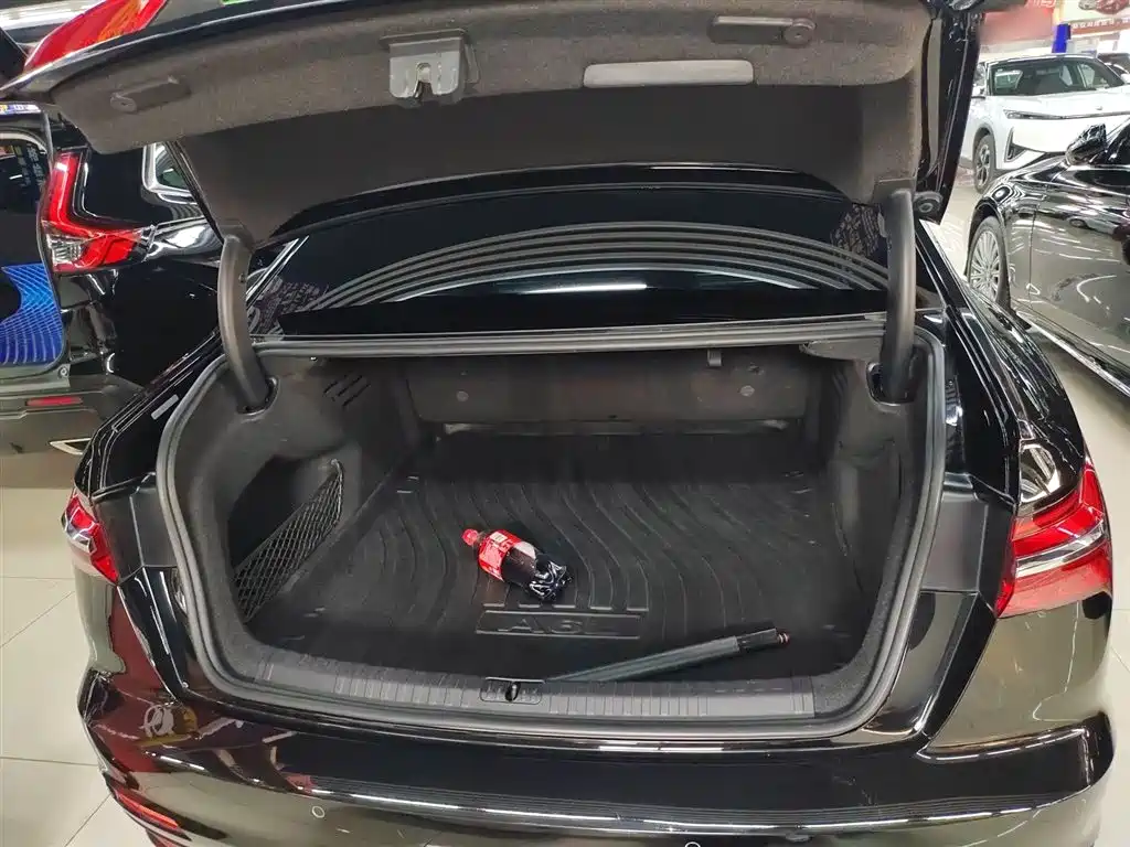 Audi A6L 2019 45 TFSI quattro Exclusive Elegance фото 19