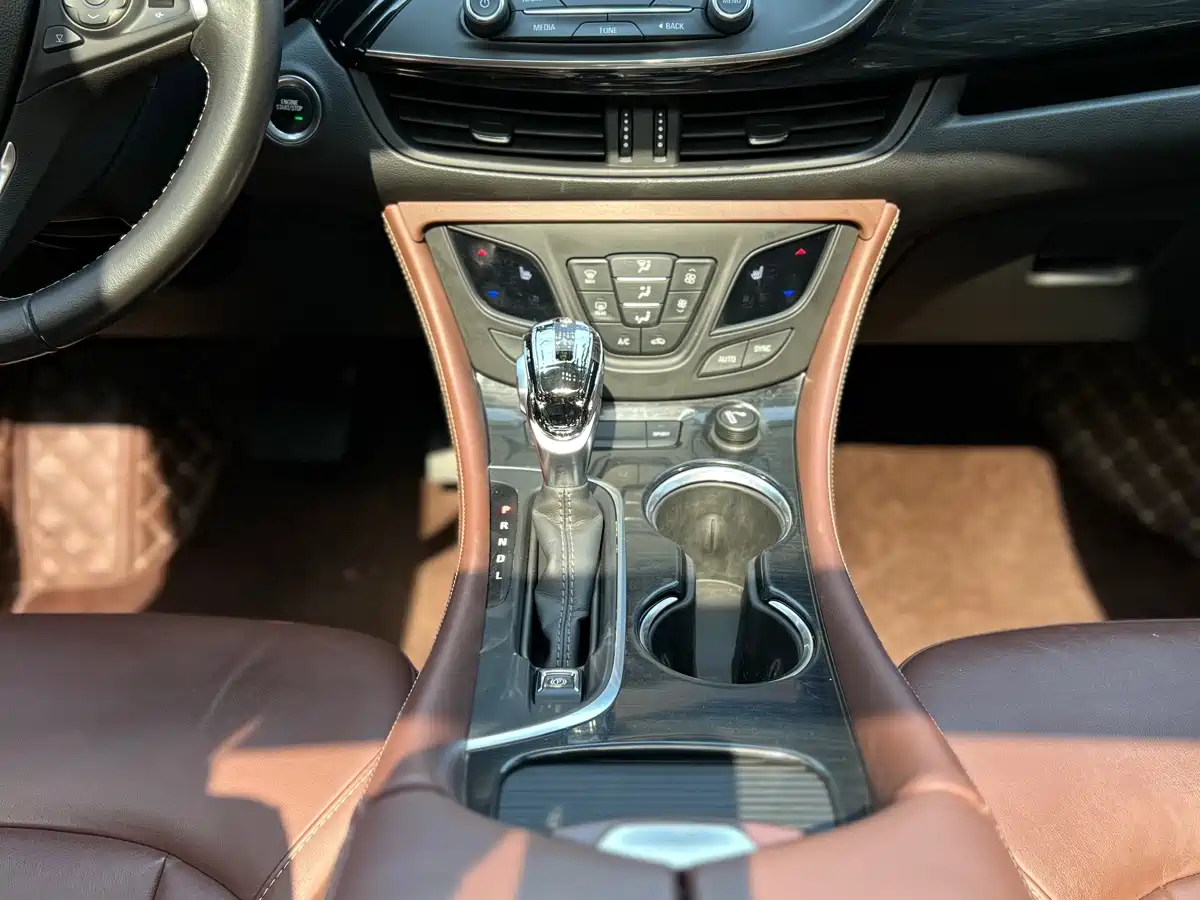Buick Envision Plus 2018 28T 4WD Elite фото 13