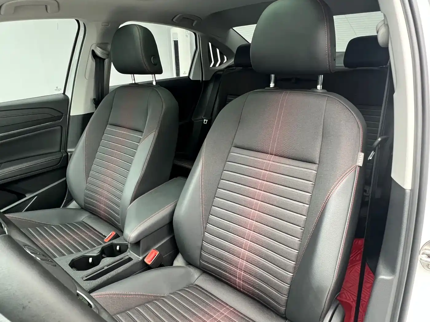 Volkswagen Lavida 2023 280TSI DSG Starlight Comfort Edition фото 10