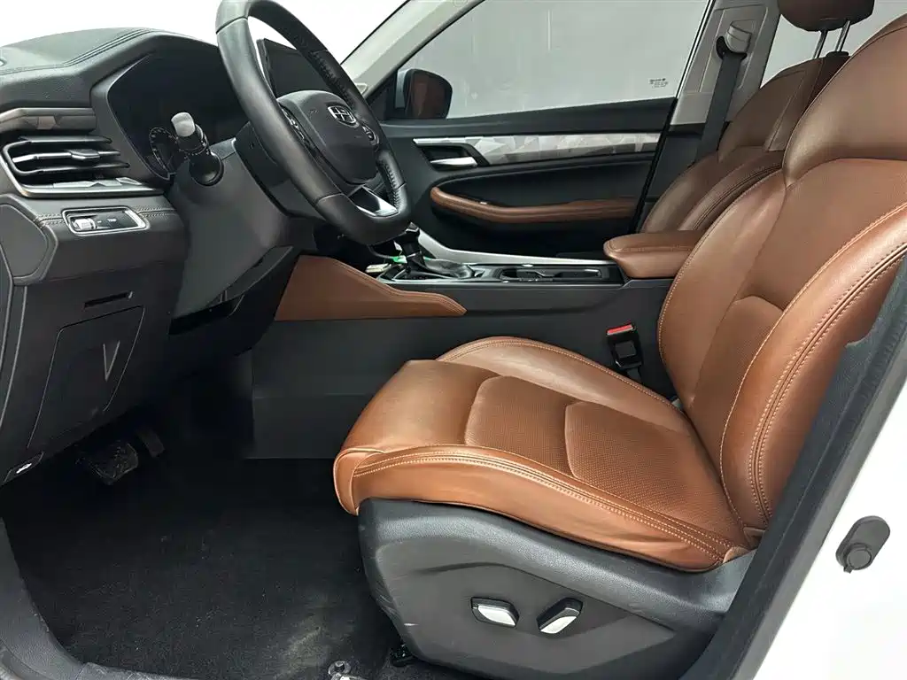 GEELY AUTOMOBILE VISION X6