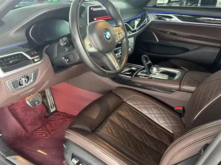 BMW 7 Series 2021 Model 740Li Leading M Sport Package фото 11