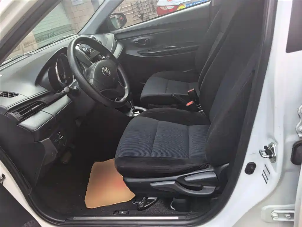 Toyota YARiS L Zhi Xiang 2017 1.5E CVT Charming Edition фото 15