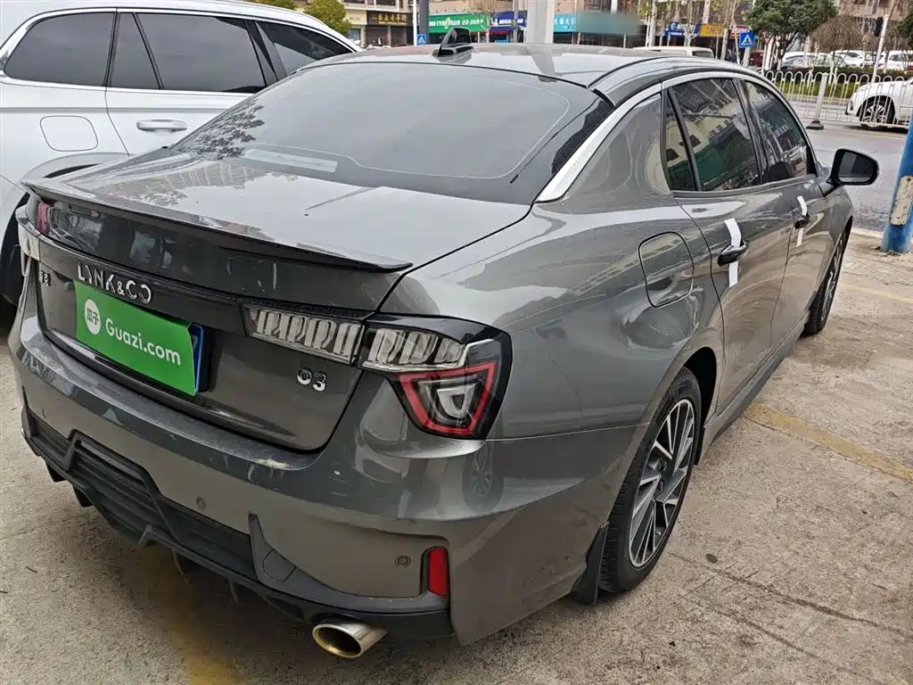 Lynk & Co 03 2022 2.0TD DCT Power Plus фото 7