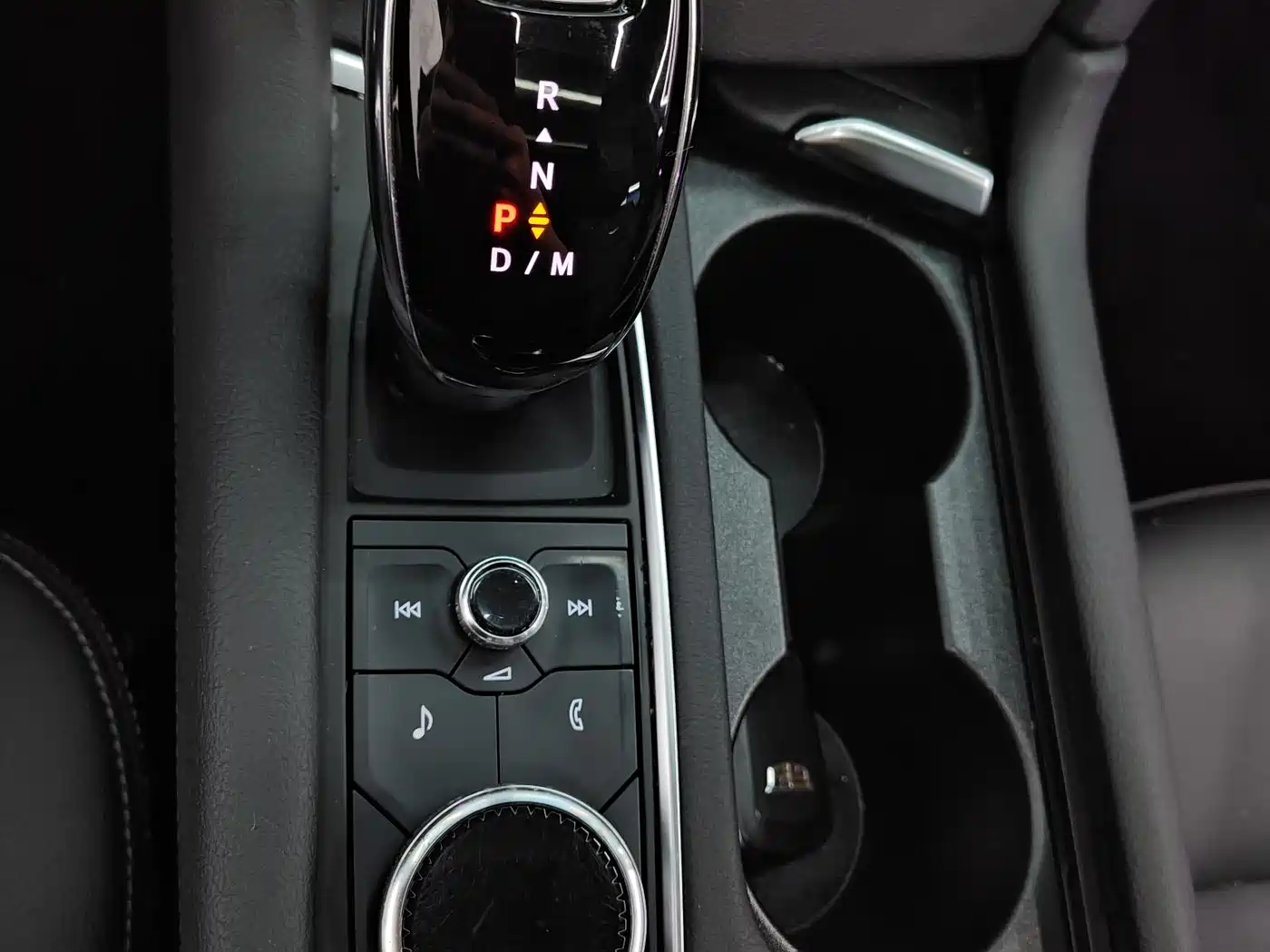 Cadillac XT5 2022 2.0T 2WD Luxury фото 26
