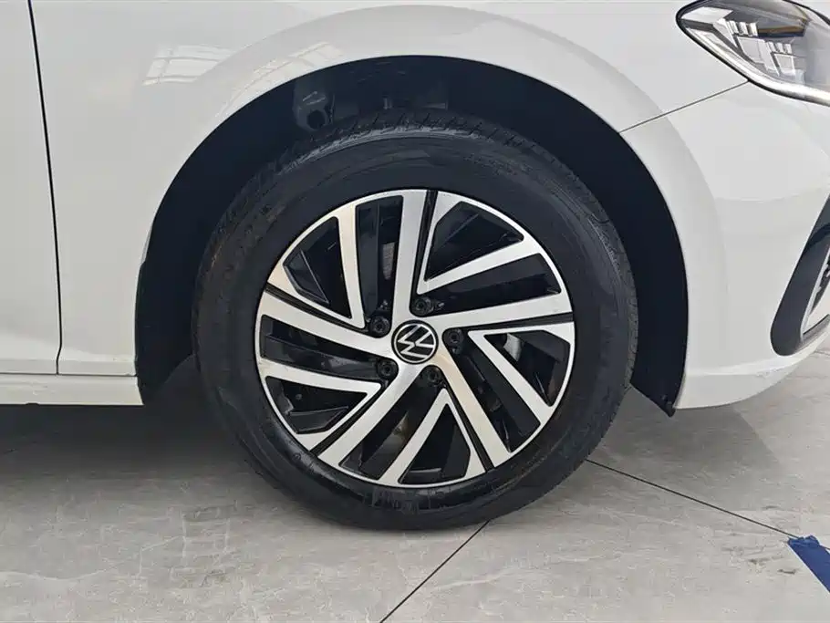 Volkswagen Lavida 2024 Model 1.5L Automatic Starlight 5 Million Edition фото 6
