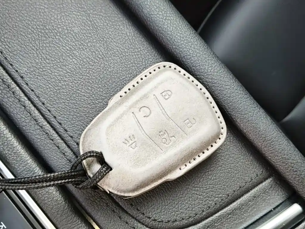 Фото 9 - Cadillac XT6