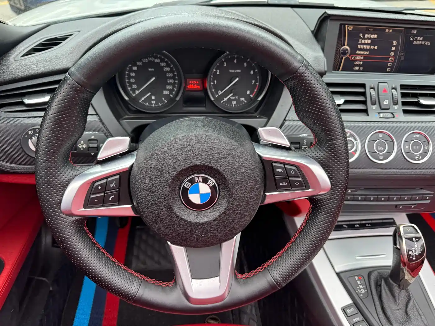 BMW Z4 2011 sDrive23i Flame Limited Edition фото 10